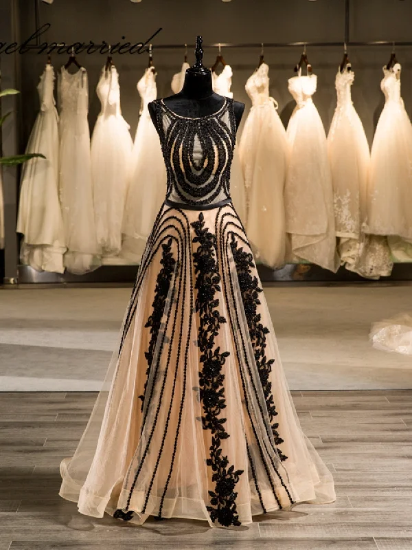 Stylish Outerwear Clothing For Women Wardrobe Update Special A-Line/Princess Crew Sleeveless Applique With Beading Organza Floor-Length Wedding Dresses