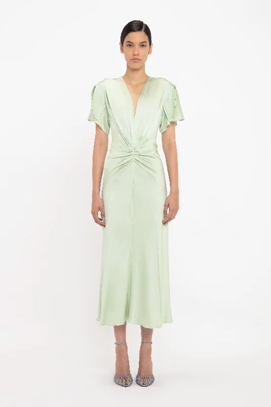 Affordable Women's Outfit Chic Styles Gathered V-Neck Midi Dress In Jade