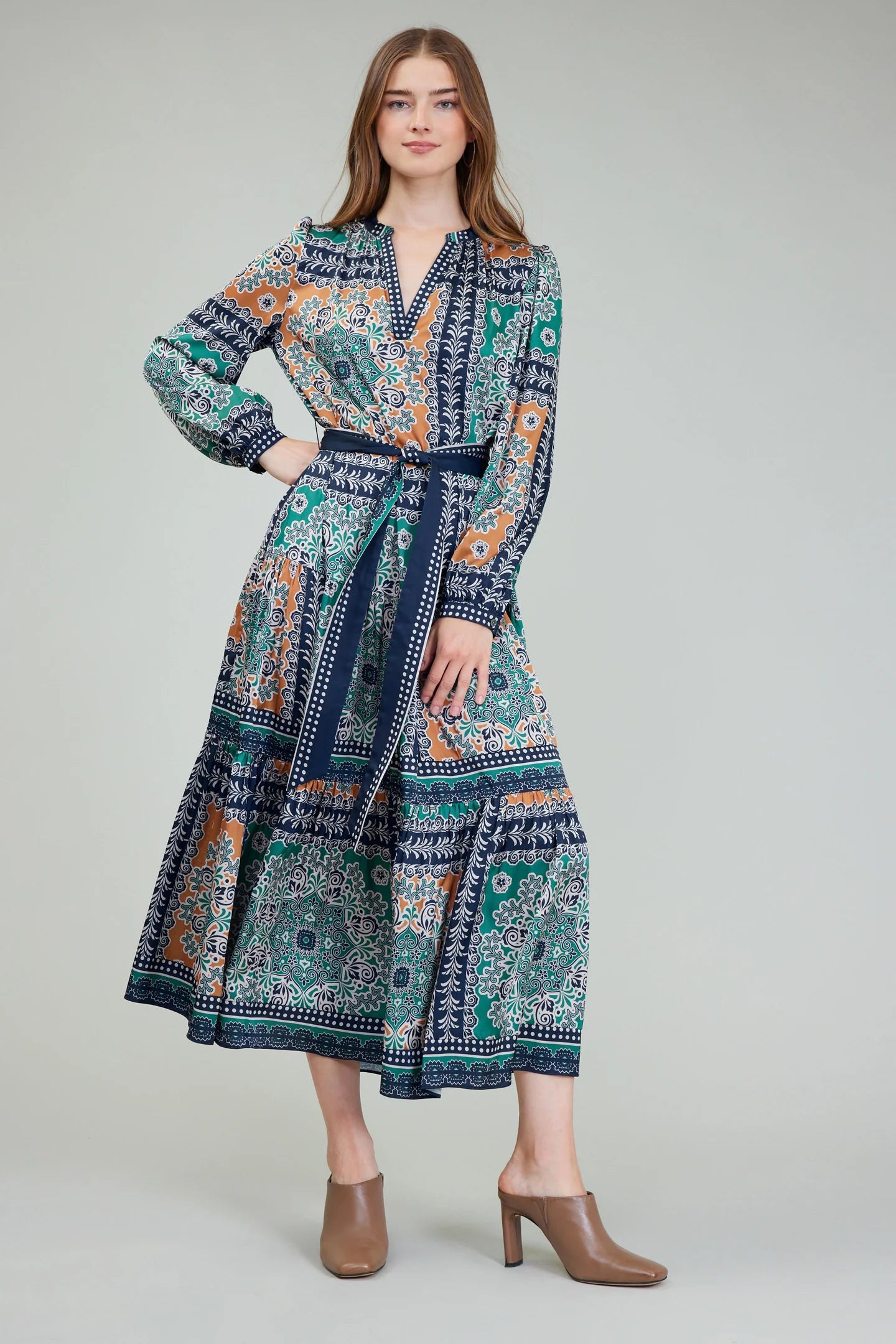 Women's Vacation Clothes Charming Silhouette BELTED ABSTRACT MIDI DRESS