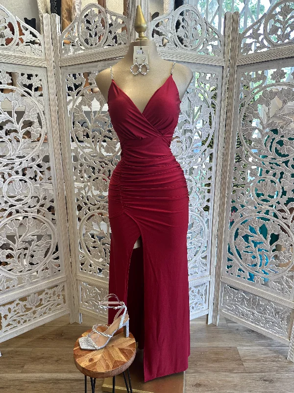 Chic And Affordable Fashion – Shop Now And Save Wine Rhinestone Strap Dress