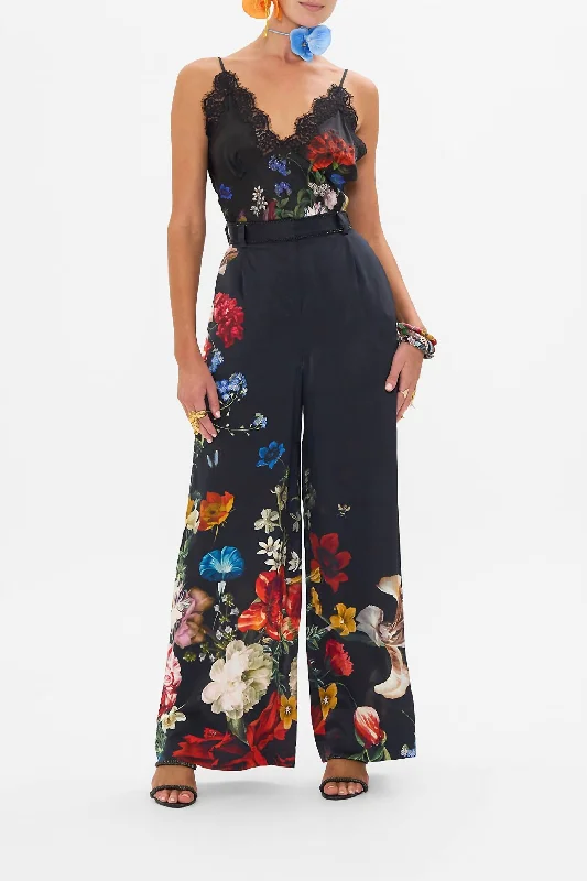 Vintage-Inspired Women's Clothes Feminine Soft - Hued Look Wide Leg Waisted Pant In A Still Life Vintage-Inspired Women's Clothes Feminine Soft - Hued Look Wide Leg Waisted Pant In A Still Life