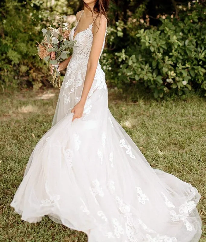 Women's Tops And Clothing Exclusive Discount Women A-Line Appliques Wedding Dresses V-Neck Sleeveless Lace Bridal Gowns YWD230