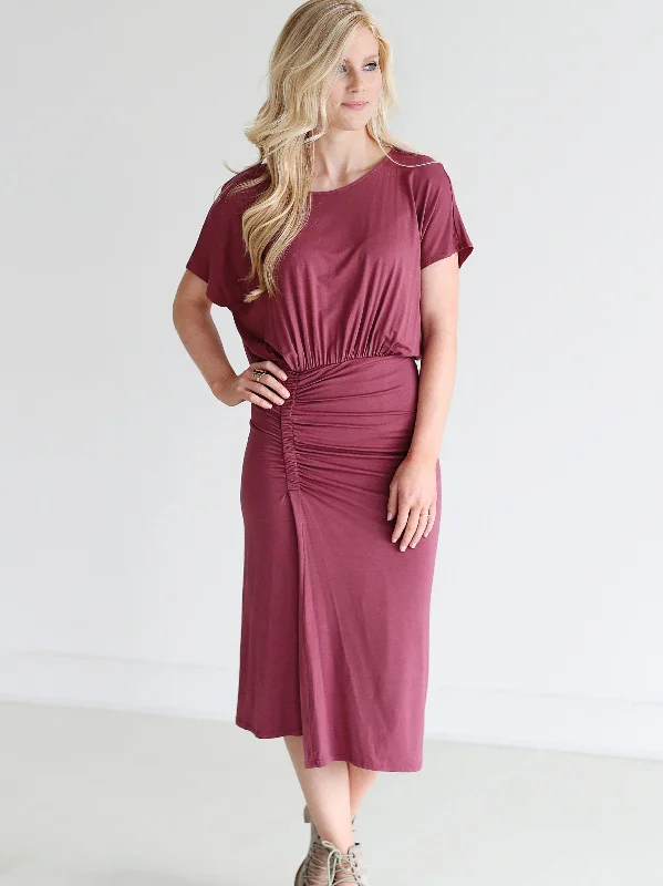 Women's Clothing Outfit Set Fashionista Favorites Nocturne DLMN Ruched Side Midi Dress Women's Clothing Outfit Set Fashionista Favorites Nocturne DLMN Ruched Side Midi Dress