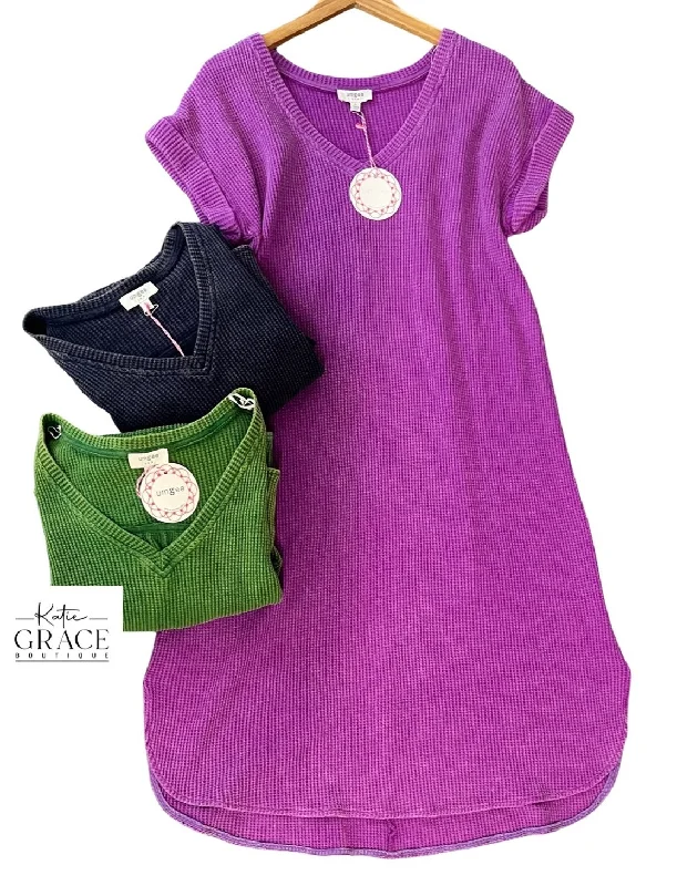 Women's Date Night Outfit Casual Chic "Phoebe" Mineral Washed Midi Dress