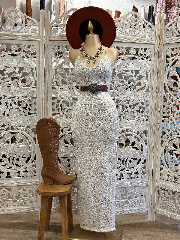 Sustainable Women's Apparel End Of Season Sale Lace Crossback Maxi Dress- Stretchy