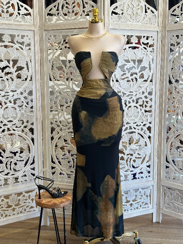 Vintage-Inspired Women's Apparel Exclusive Designer Collection Asymmetrical Pattern Underwired Mesh Midi Dress - Estira, Stretchy Vintage-Inspired Women's Apparel Exclusive Designer Collection Asymmetrical Pattern Underwired Mesh Midi Dress - Estira, Stretchy