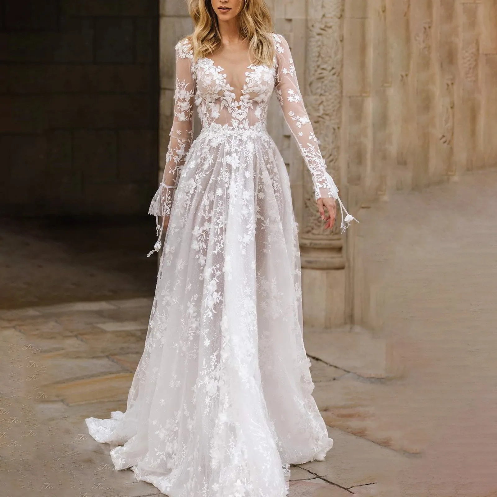 Chic Women's Outfit Trendsetter's Closet JuliaFashion - 2024 Summer Women Maxi Party Floor Length Embroidery White Lace Backless Tulle Gown Dress Chic Women's Outfit Trendsetter's Closet JuliaFashion - 2024 Summer Women Maxi Party Floor Length Embroidery White Lace Backless Tulle Gown Dress