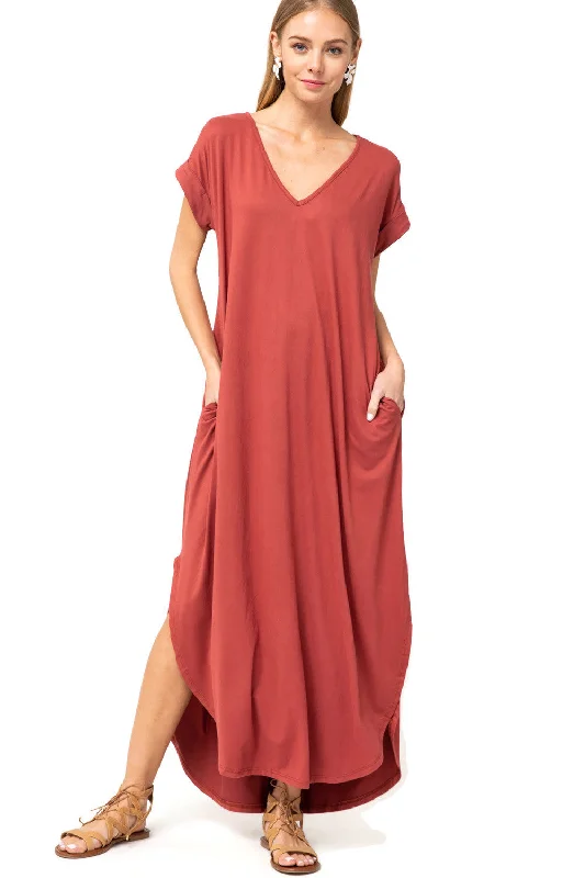 Women's Athletic Outfit Limited Edition Everyday Pocket Maxi Dress, Marsala