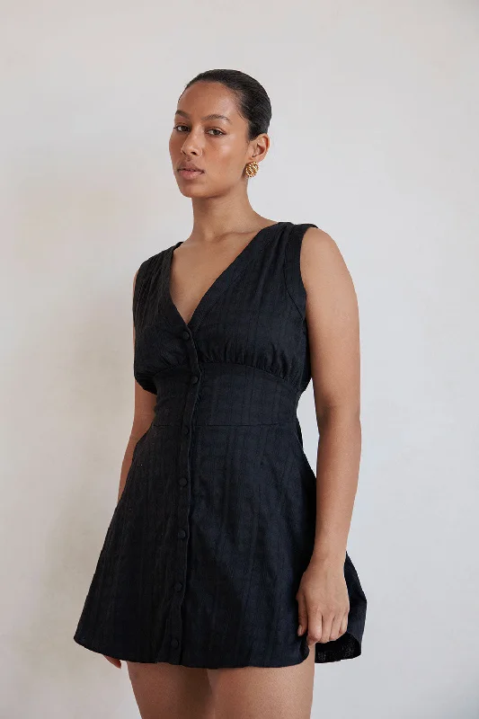 New In This Season Shaelagh Dress - Black
