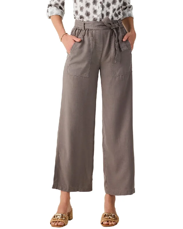 Women's Transitional Outfit Wardrobe Upgrade NIC+ZOE Drapey Utility Wide Leg Pant