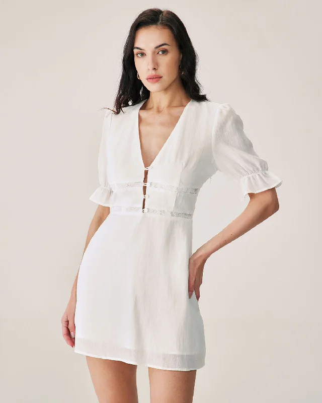 Modern Women's Outfit Chic Urban Fashion Look White Lace Splicing Mini Dress