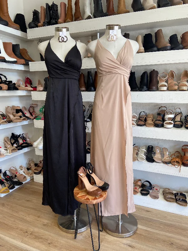 Vintage-Inspired Garments Trendsetter's Closet Wrap Maxi Dress