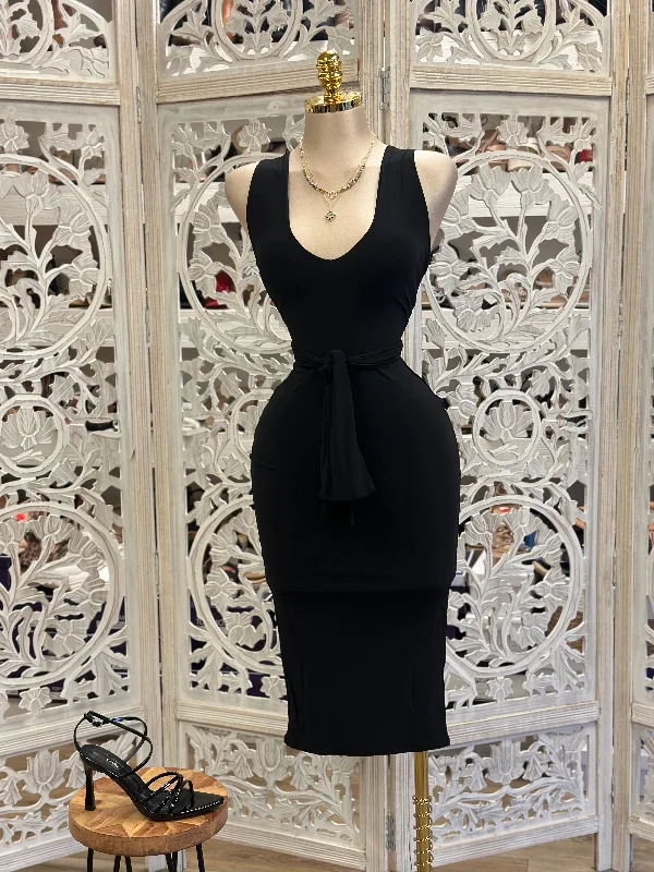 Women's Clothing And Garments Sets Season Offer Black Scoop Neck Tie Front Midi Dress- Stretchy, Estira