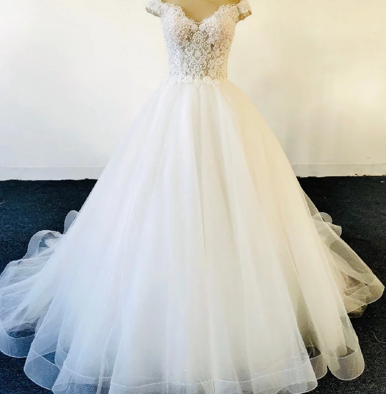 Women's Comfortable Clothes For Weekends Effortless Style, Endless Impact Off shoulder bridal dress, white wedding dress,sexy lace light wedding dress Women's Comfortable Clothes For Weekends Effortless Style, Endless Impact Off shoulder bridal dress, white wedding dress,sexy lace light wedding dress