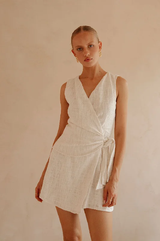Dive Into Trendy Styles Fallon Dress