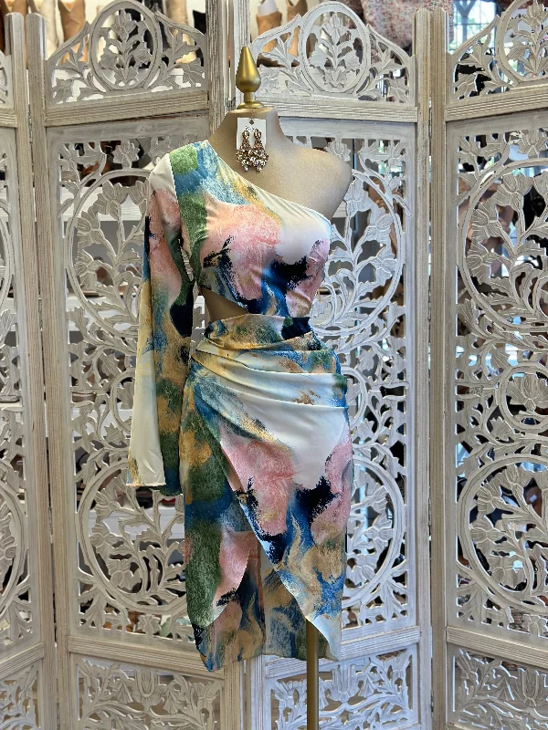 Sale Of The Week – Weekend Specials One Sleeve Tie Dye Dress