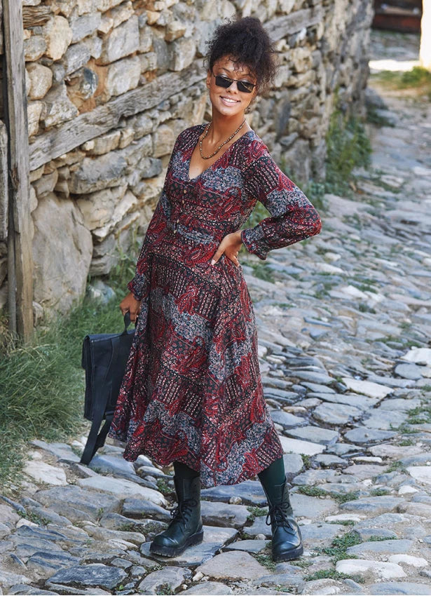 Women's Plus-Size Clothes Trend Forward Threads For Her Boho Style Ruffle Sleeve Ethnic Print Midi Dress Women's Plus-Size Clothes Trend Forward Threads For Her Boho Style Ruffle Sleeve Ethnic Print Midi Dress