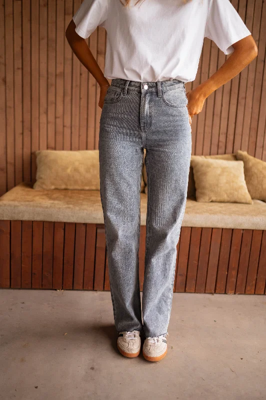 Women's Elegant Evening Attire Style Upgrade Blue Quentin Jeans