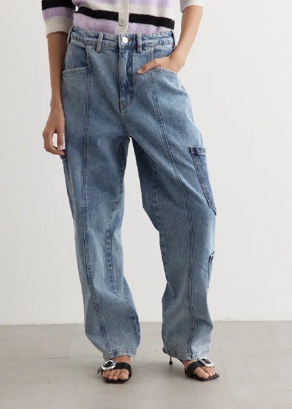 Affordable Women's Outfit Versatile Wardrobe Essentials Nachi Jeans