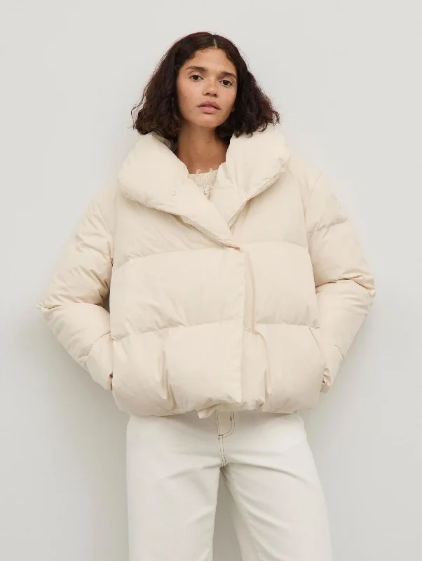 Women's Fashionable Clothing Sets Discount Extravaganza The Beyond Puffer in Bone