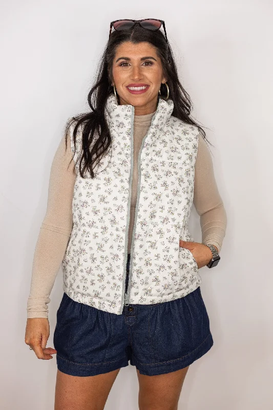 Stylish Women's Garments For Holidays Elegant Contour Floral Perfection Cream Reversible Vest Stylish Women's Garments For Holidays Elegant Contour Floral Perfection Cream Reversible Vest