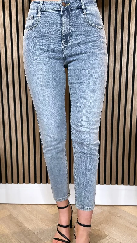 Women's Clothes For Work Shop Our Looks Carson Light Blue Boyfriend Jeans