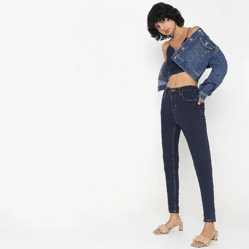 Women's Resort Apparel Fashion Sale Skinny Fit Solid Mid Rise Jeans