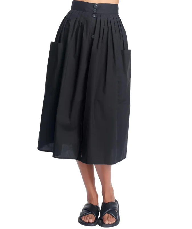 Women's Outfit Fashion Forward Cecilia Skirt In Black