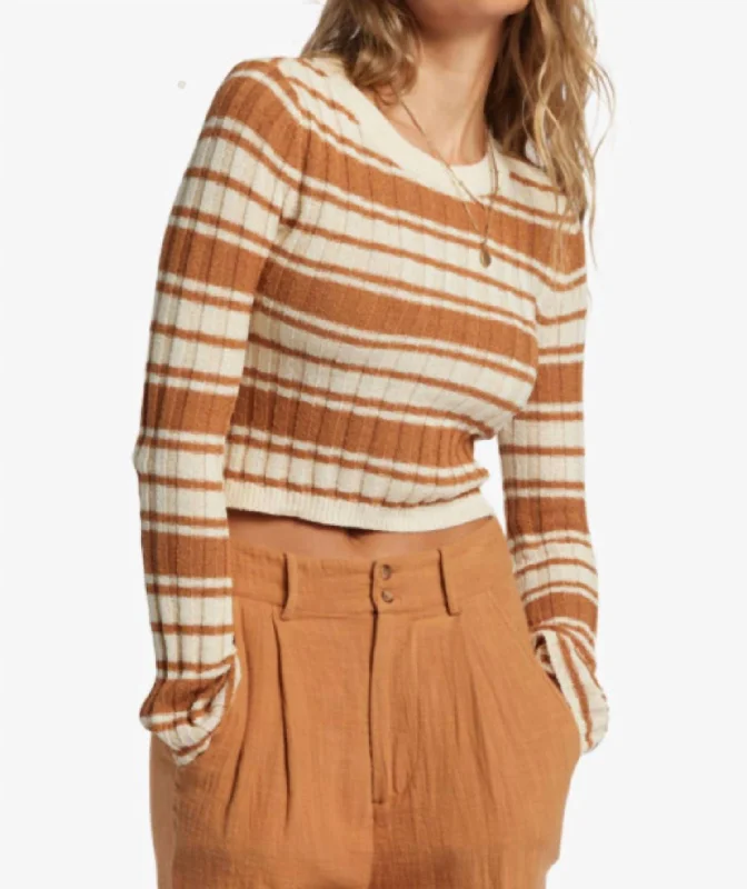 Women's Night-Out Clothes Casual Chic Clare Sweater In Sandalwood