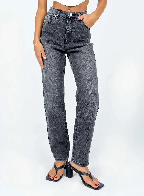 Formal Attire For Women Fashion Forward Abrand 94 High Slim Kiara Jeans Black