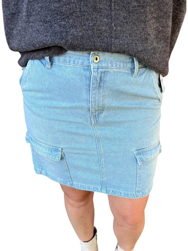 Women's Holiday Clothing Fashion Essentials Cargo Skirt In Denim