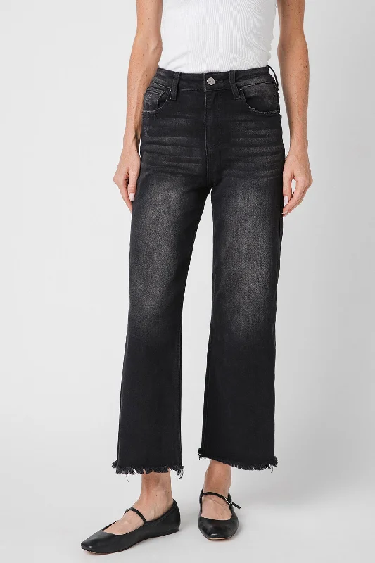 Women's Luxury Attire Best Sellers Risen Crop Washed Black Jeans