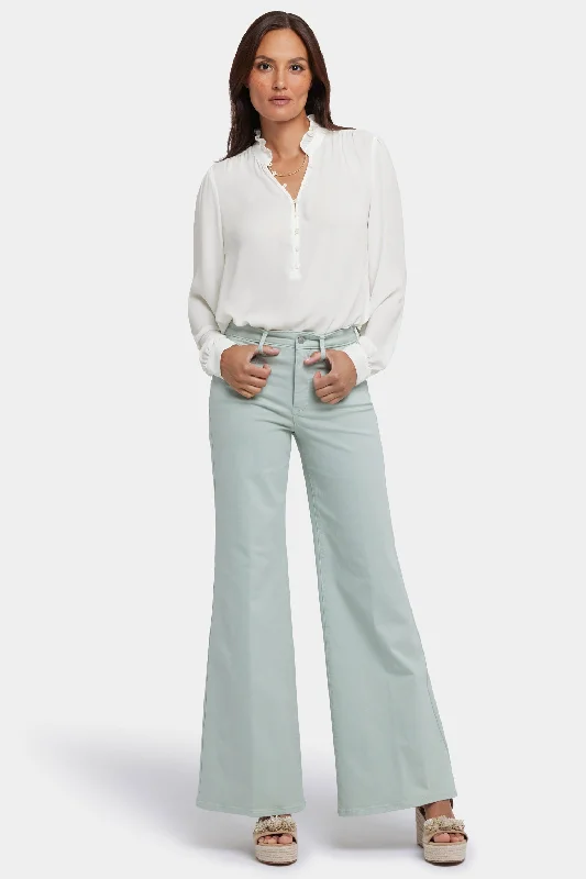 Women's Casual Wear Outfit Fashion Forward, Function First Mia Palazzo Jeans - Tomatillo Women's Casual Wear Outfit Fashion Forward, Function First Mia Palazzo Jeans - Tomatillo