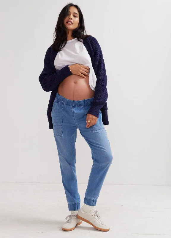 Women's Relaxed Outfit Elegant Attire For The Modern Lady The Easy Denim Jogger