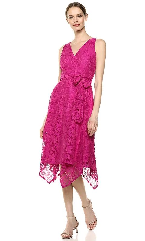 Women's Sporty Chic Clothes The Good Stuff Gabby Skye - Sleeveless Surplice Bodice Lace Dress 56993MGSC