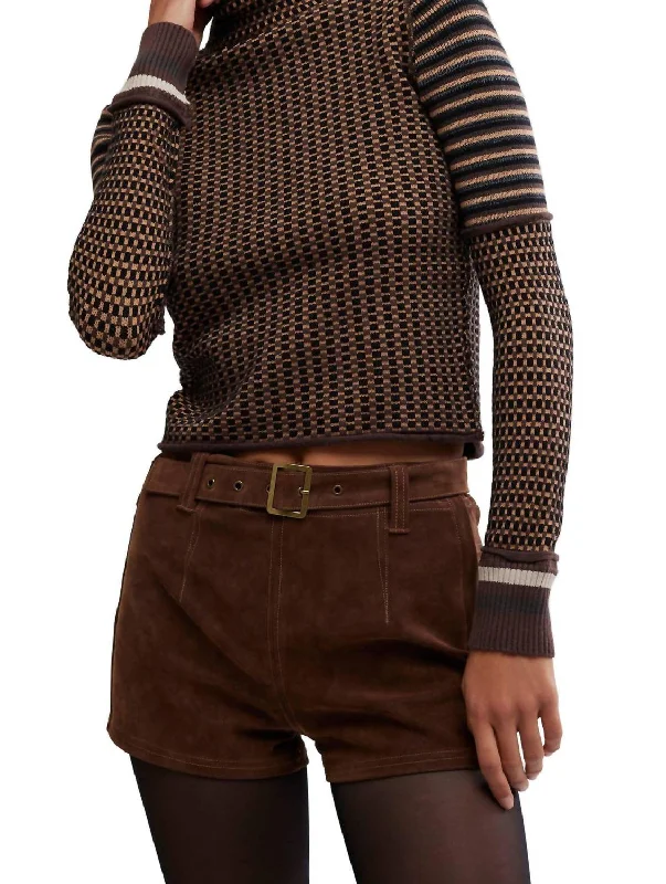 Luxury Women's Clothing Graceful Fashion Gamer Cuff Crop Sweater In Black Combo
